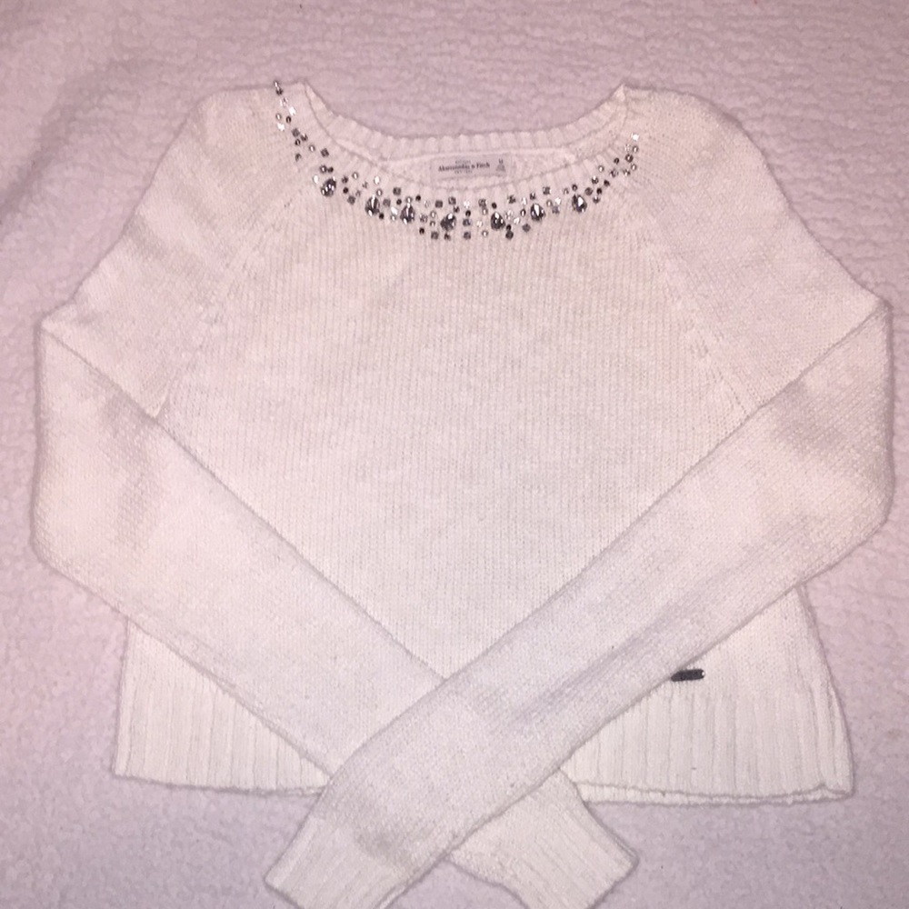 Abercrombie & Fitch white embellished crop sweater
